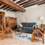 La Sorbonne Pantheon Private Studio